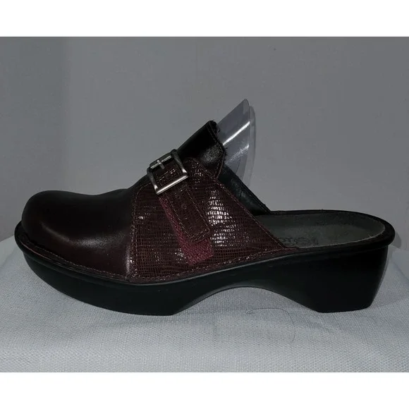 NAOT Avignon Nubuck Burgundy Maroon Mule Clog Size EU 39/US 8.5 Adjustable - Picture 4 of 6